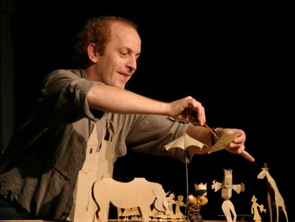 La hora de los cuentos: Retabillo de títeres y cuentos